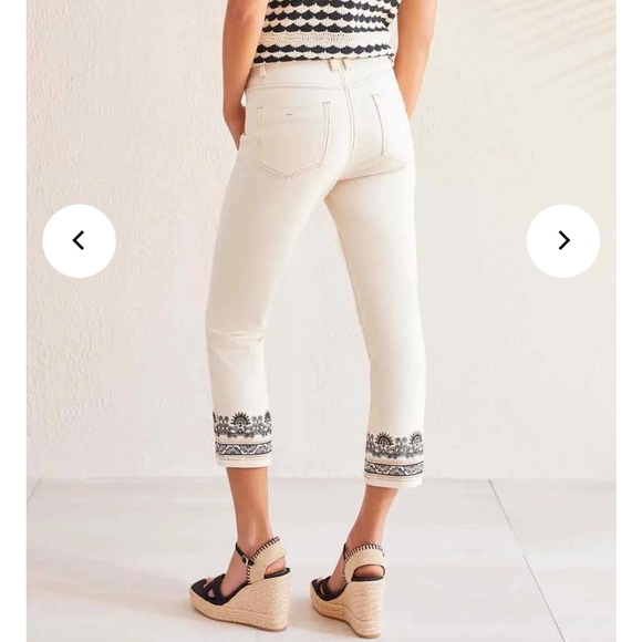 NWT Tribal Audrey Cream Cropped Embroidered Jeans Size 10 - Picture 3 of 9